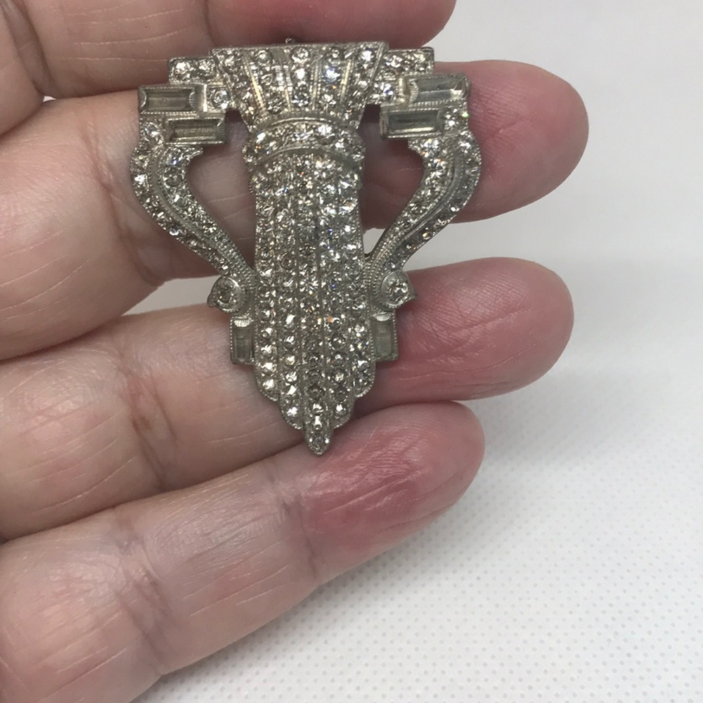 Fab Art Deco Sparkly Dress Clip